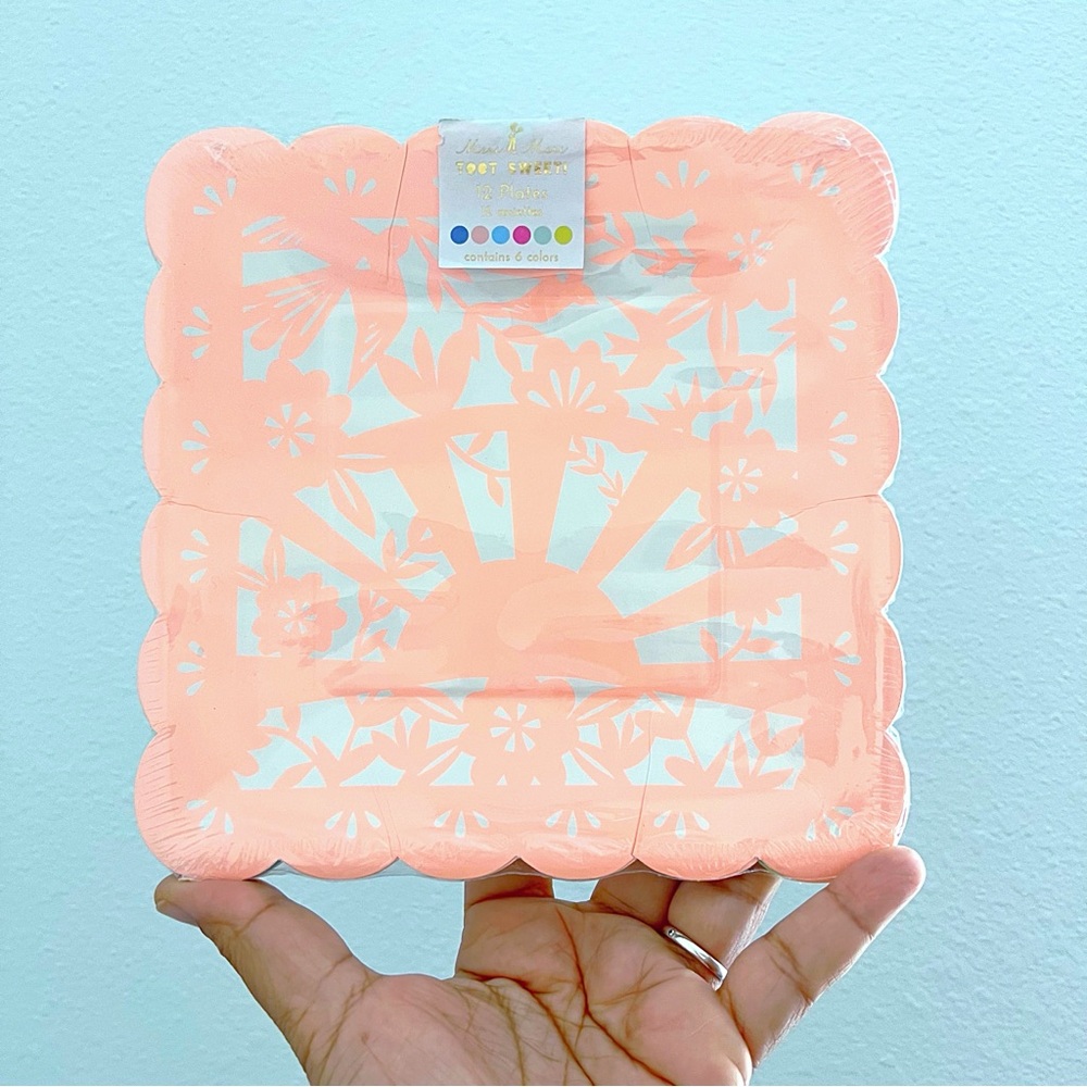 MERI MERI 12 Medium Square Picado FIESTA Themed Party Disposable Paper Plates